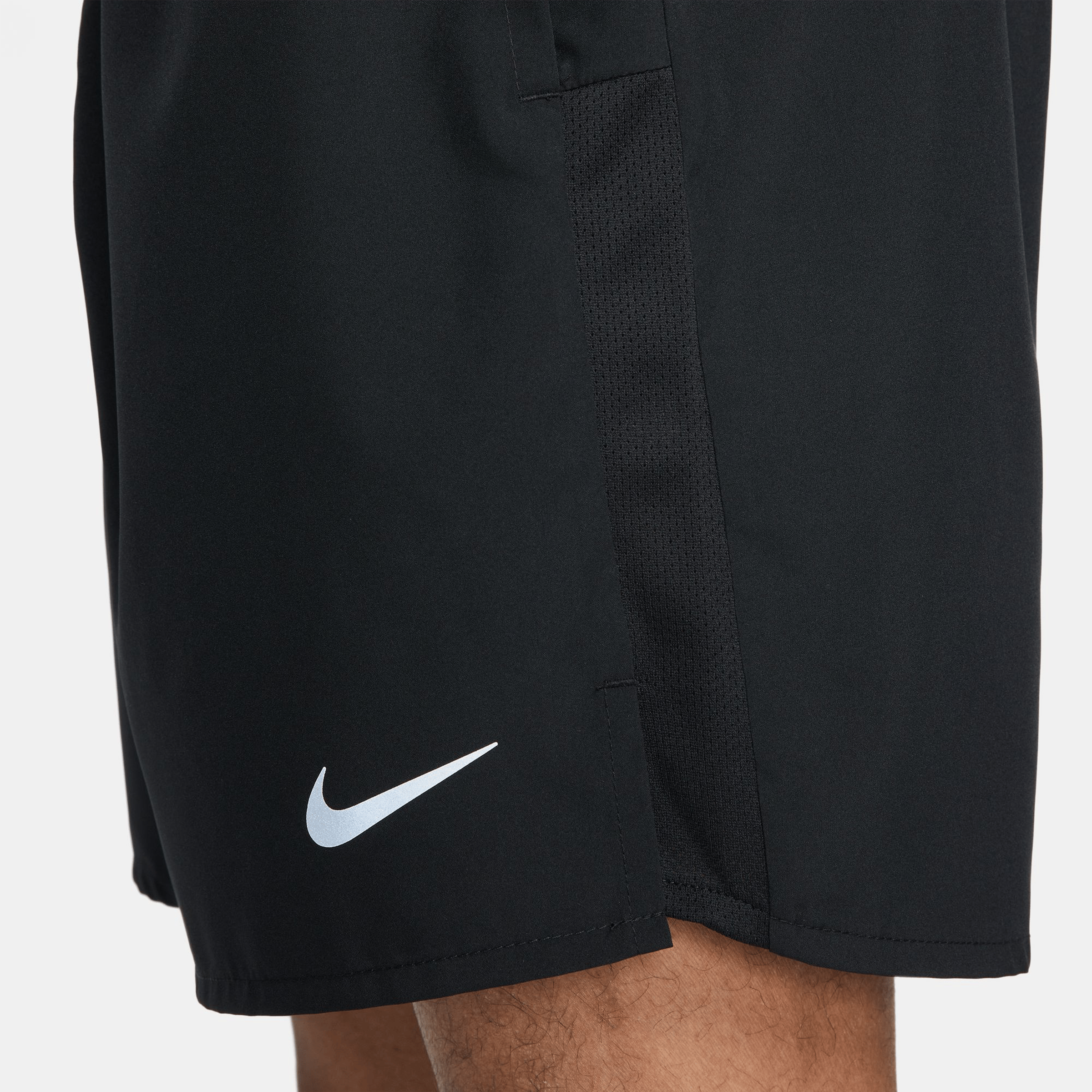 Mens Nike Challenger Dri-FIT 7" Unlined Running Shorts