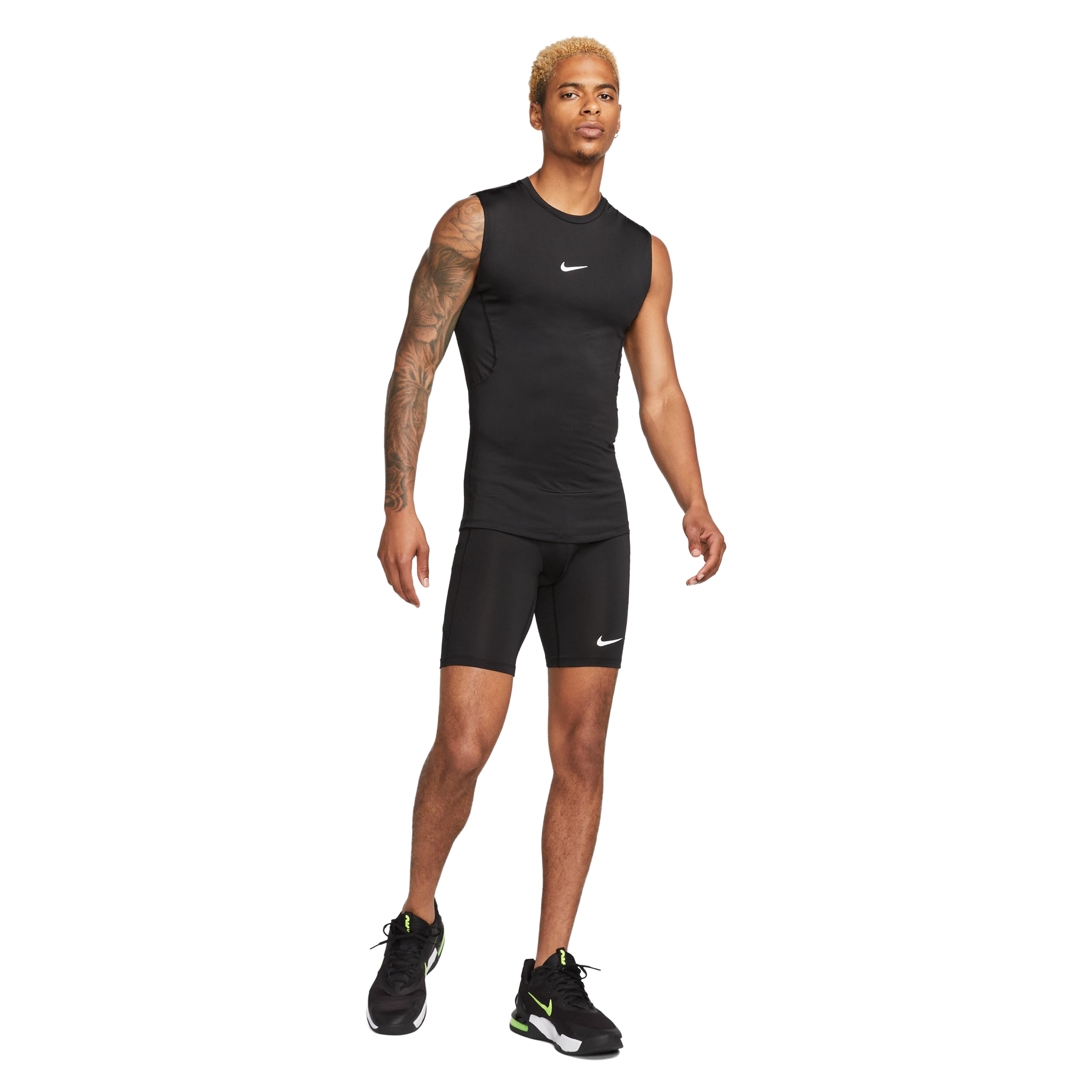Nike Pro Dri-FIT Tight Sleeveless Fitness Top