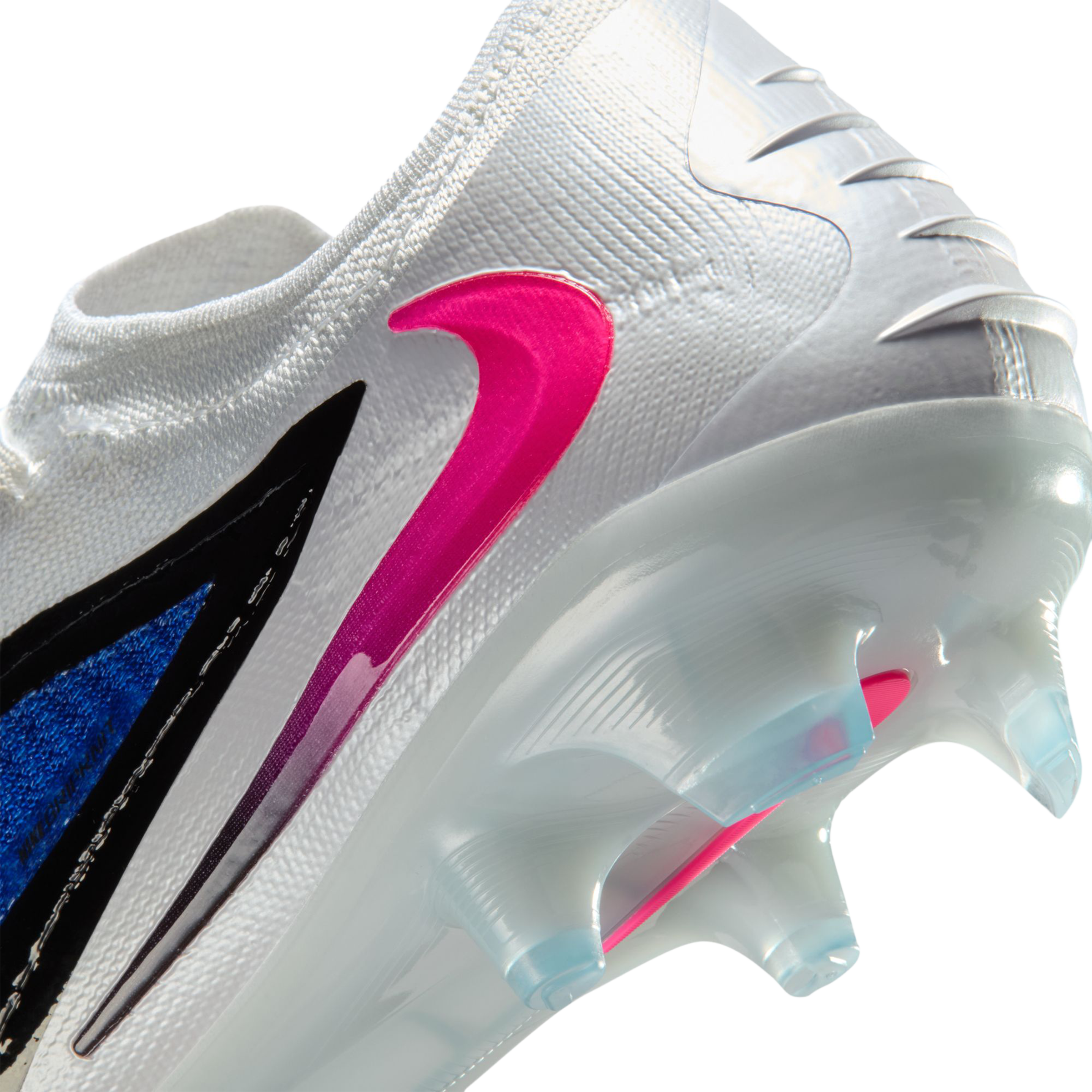 Nike Phantom 6 Low Elite (FG) Football Boots