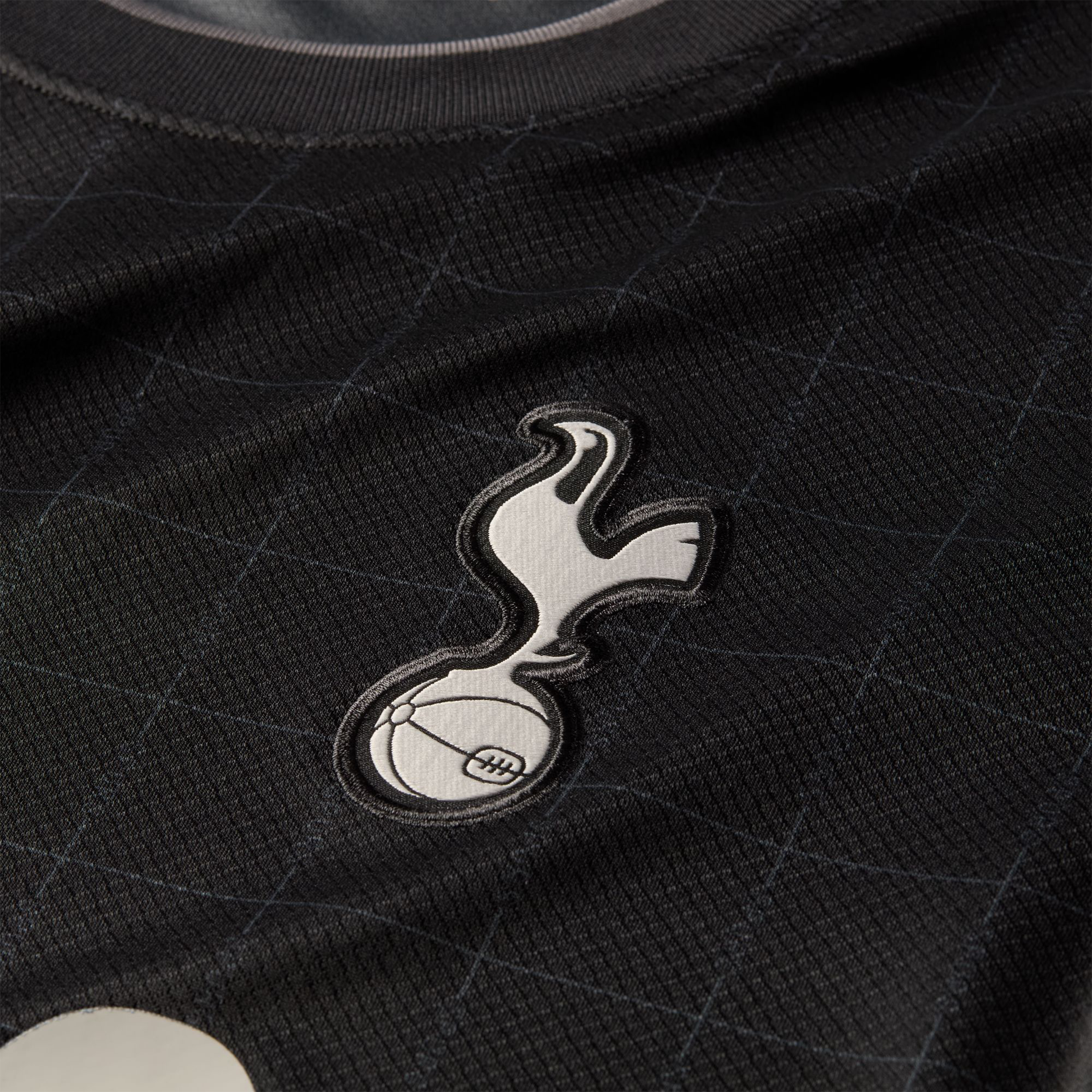 Nike Tottenham Hotspur 2025/26 Stadium Away Replica Shirt