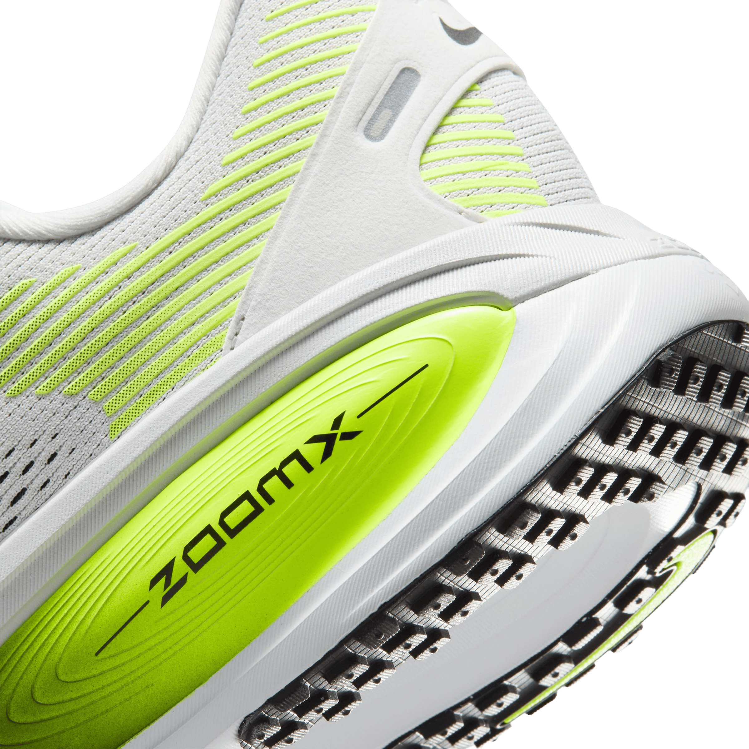 Mens Nike Vomero 18 Road Running Shoes