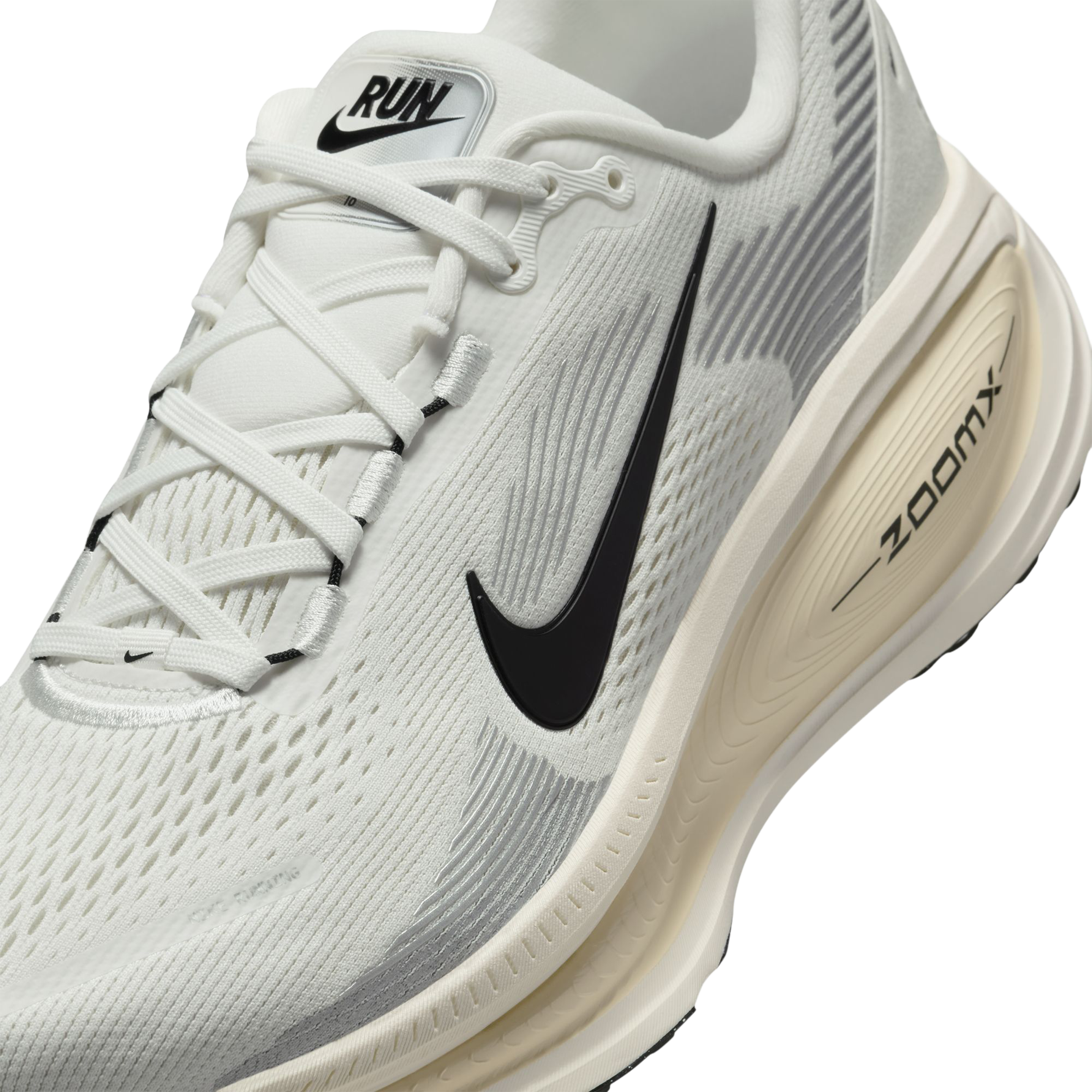 Nike Vomero 18 Running Shoes