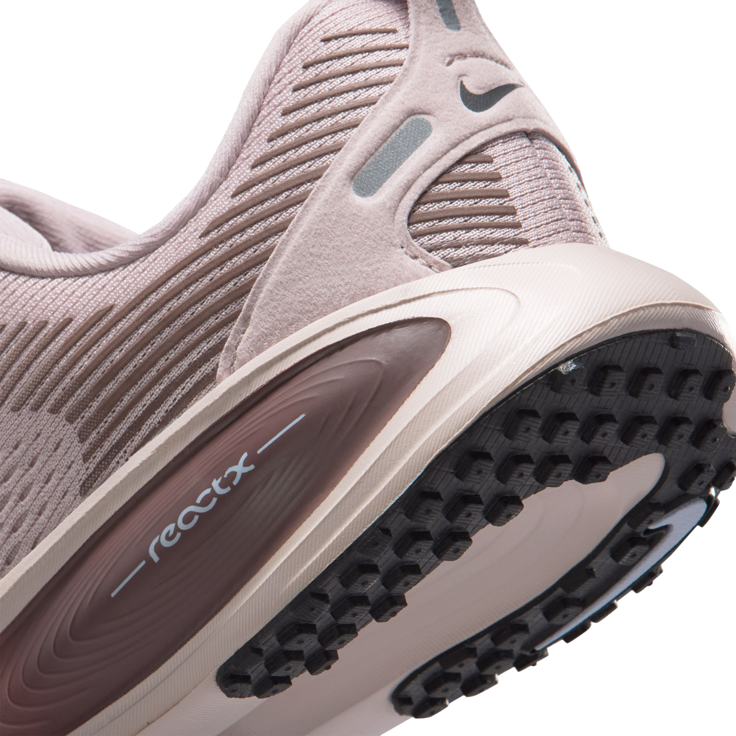 Nike Vomero 18 (GS) Running Shoes