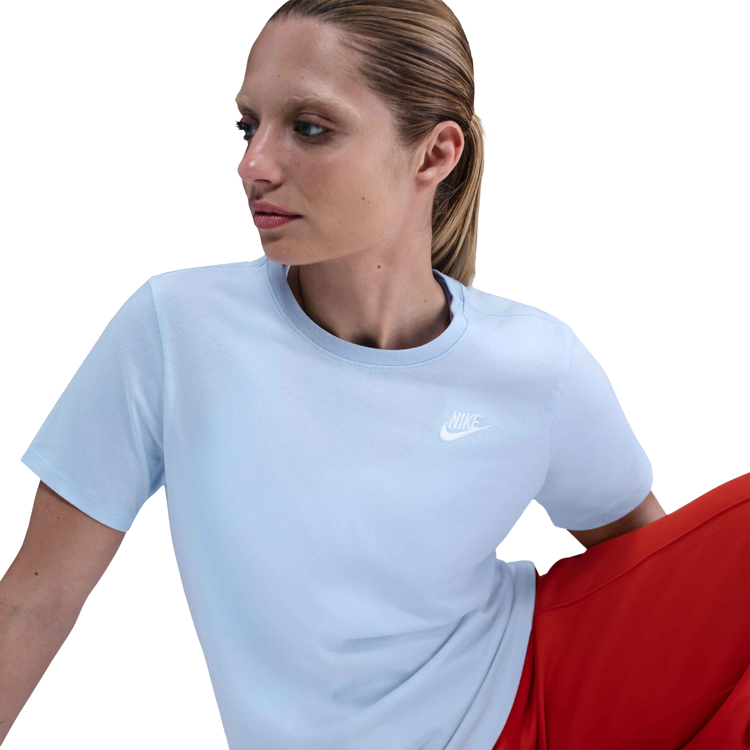 Nike Sportswear Club Essentials Tee