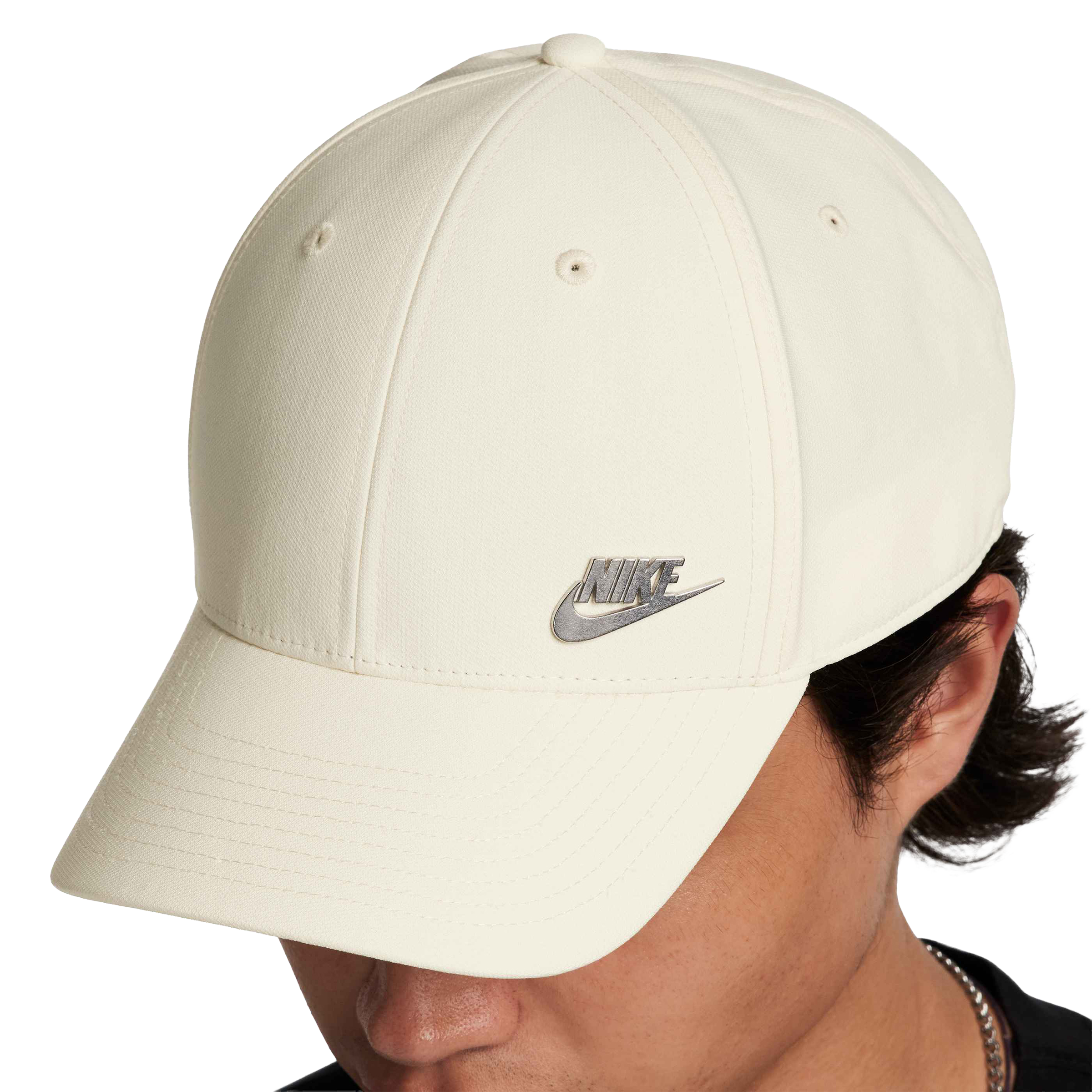 Nike Dri-FIT Club Structured Metal Logo Cap