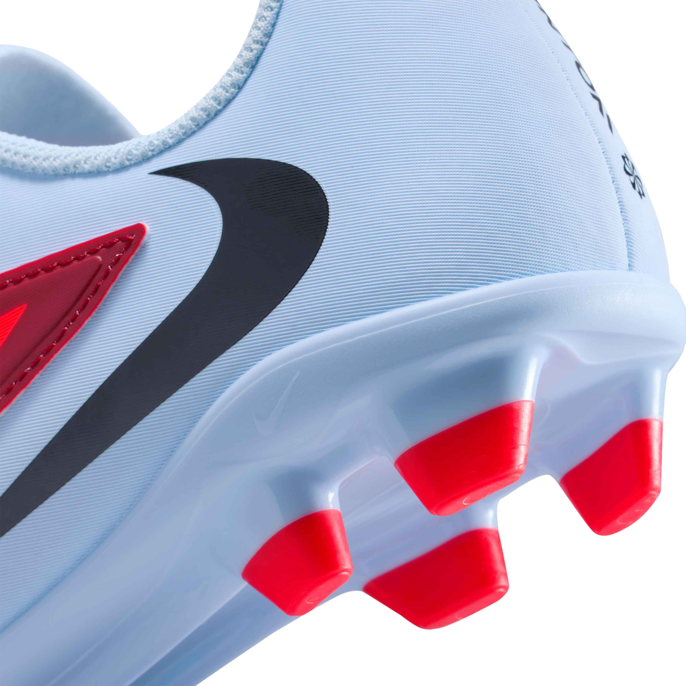 Nike Phantom 6 Low Club (Multi-Ground) Football Boots