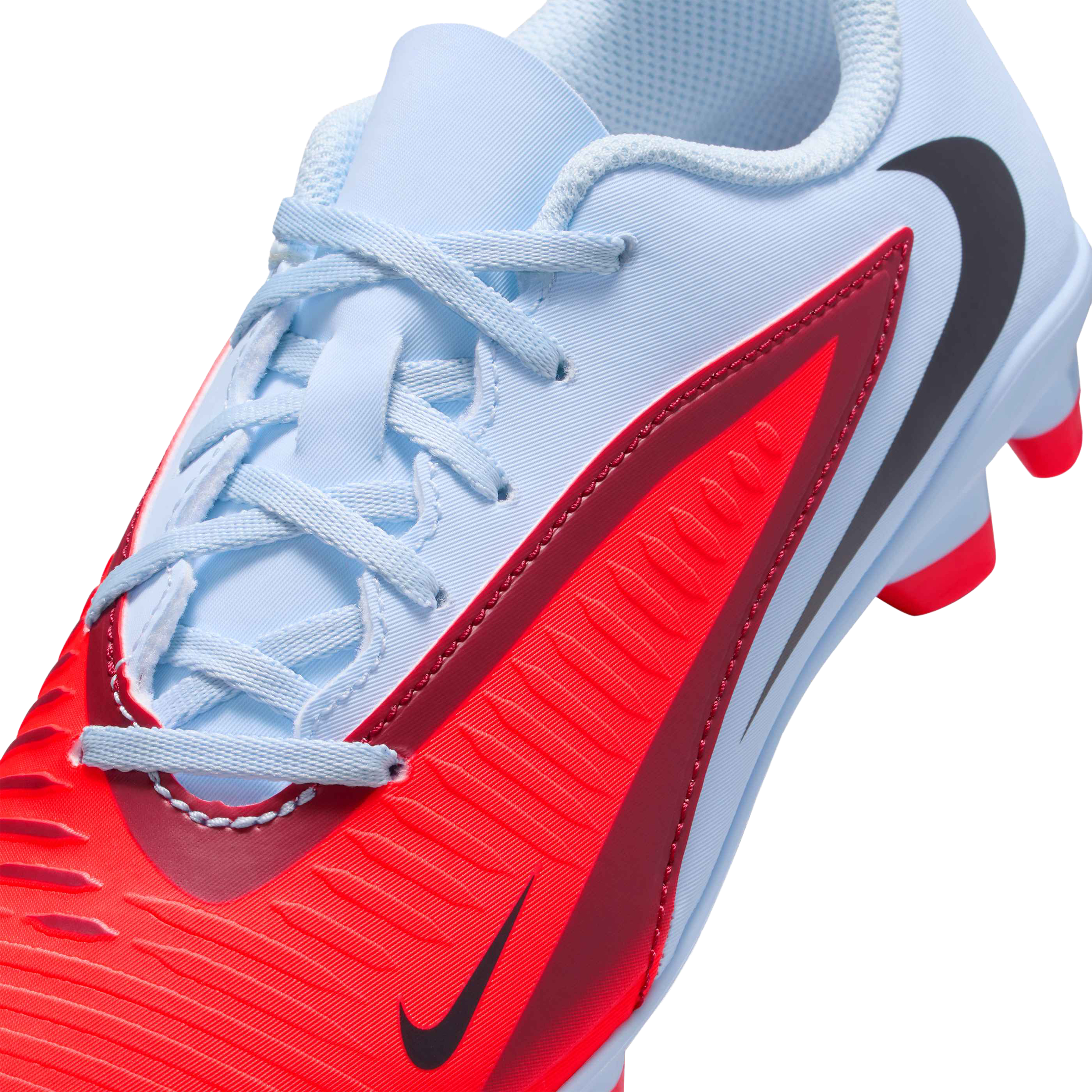 Nike Phantom 6 Low Club (Multi-Ground) Football Boots