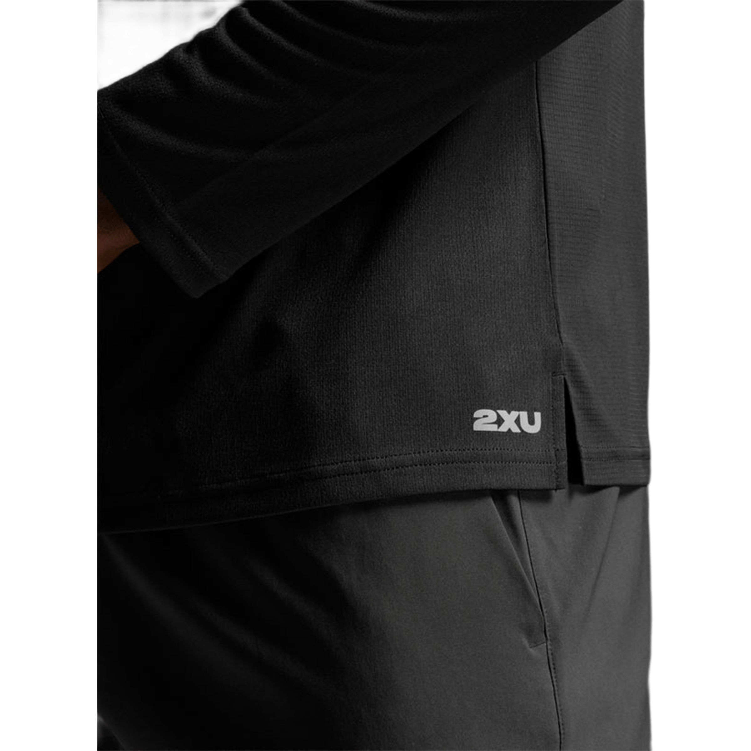 Mens 2XU Aero Long Sleeve Top
