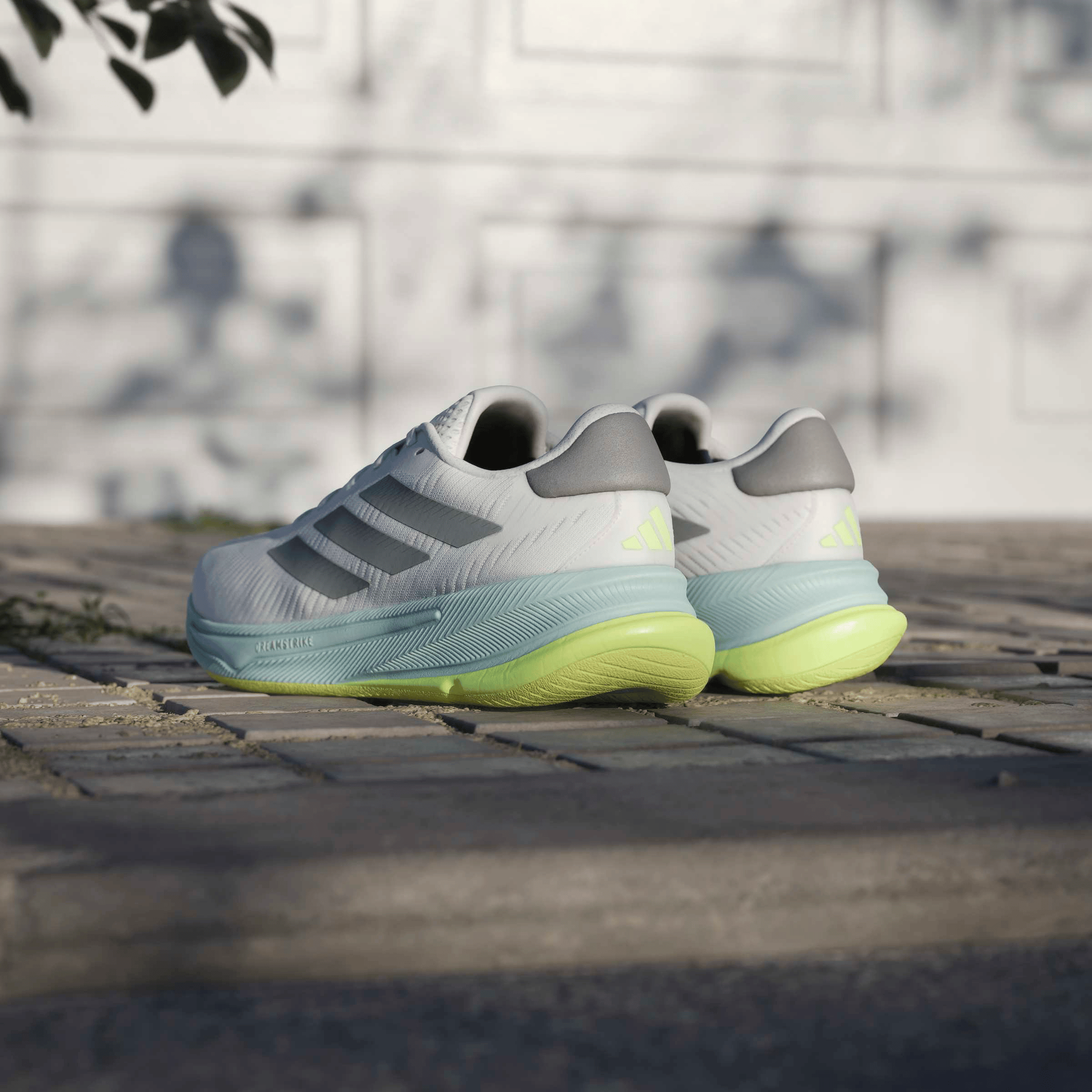 Mens adidas Supernova Ease Shoes