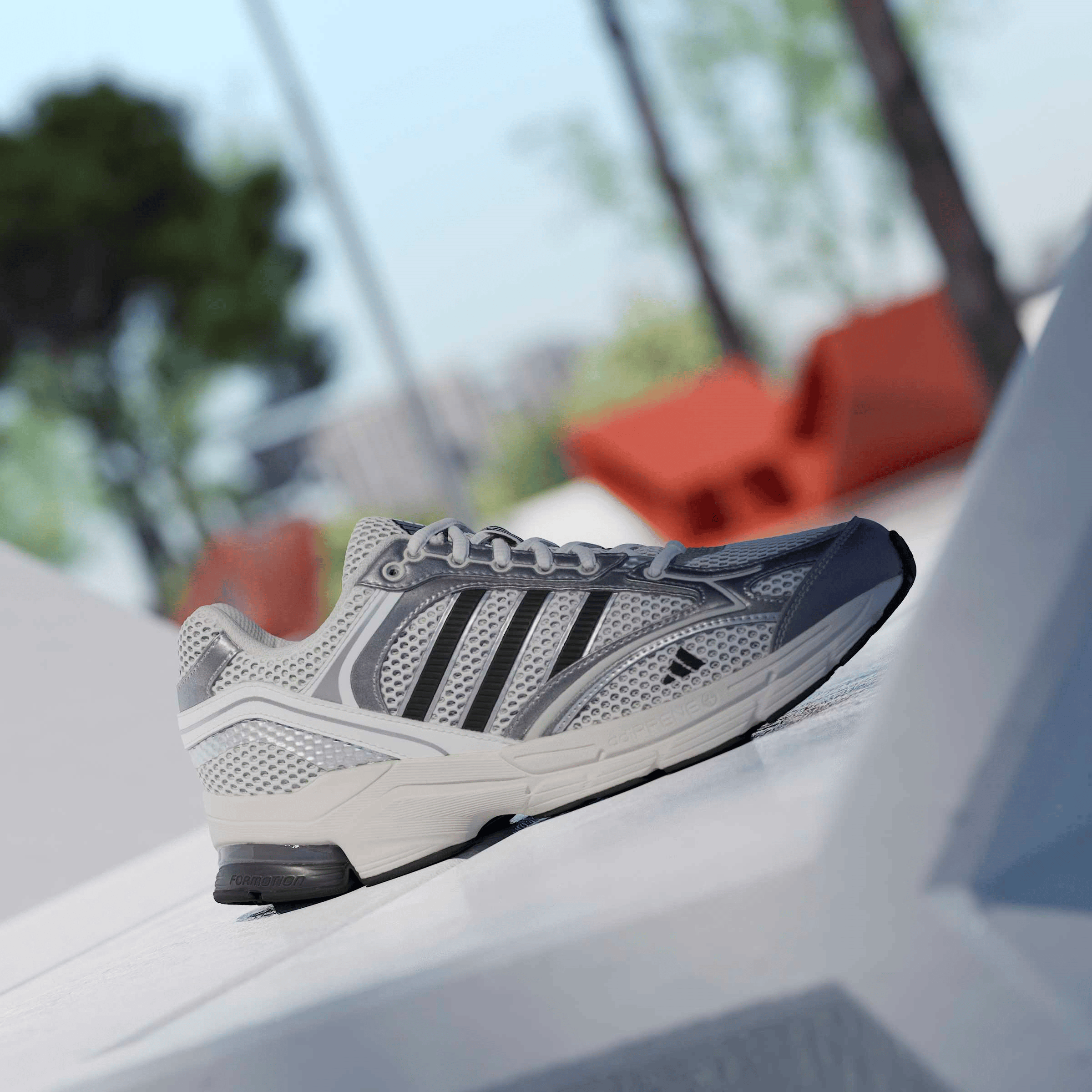 Unisex adidas SPIRITAIN 2000 Trainers Shoes