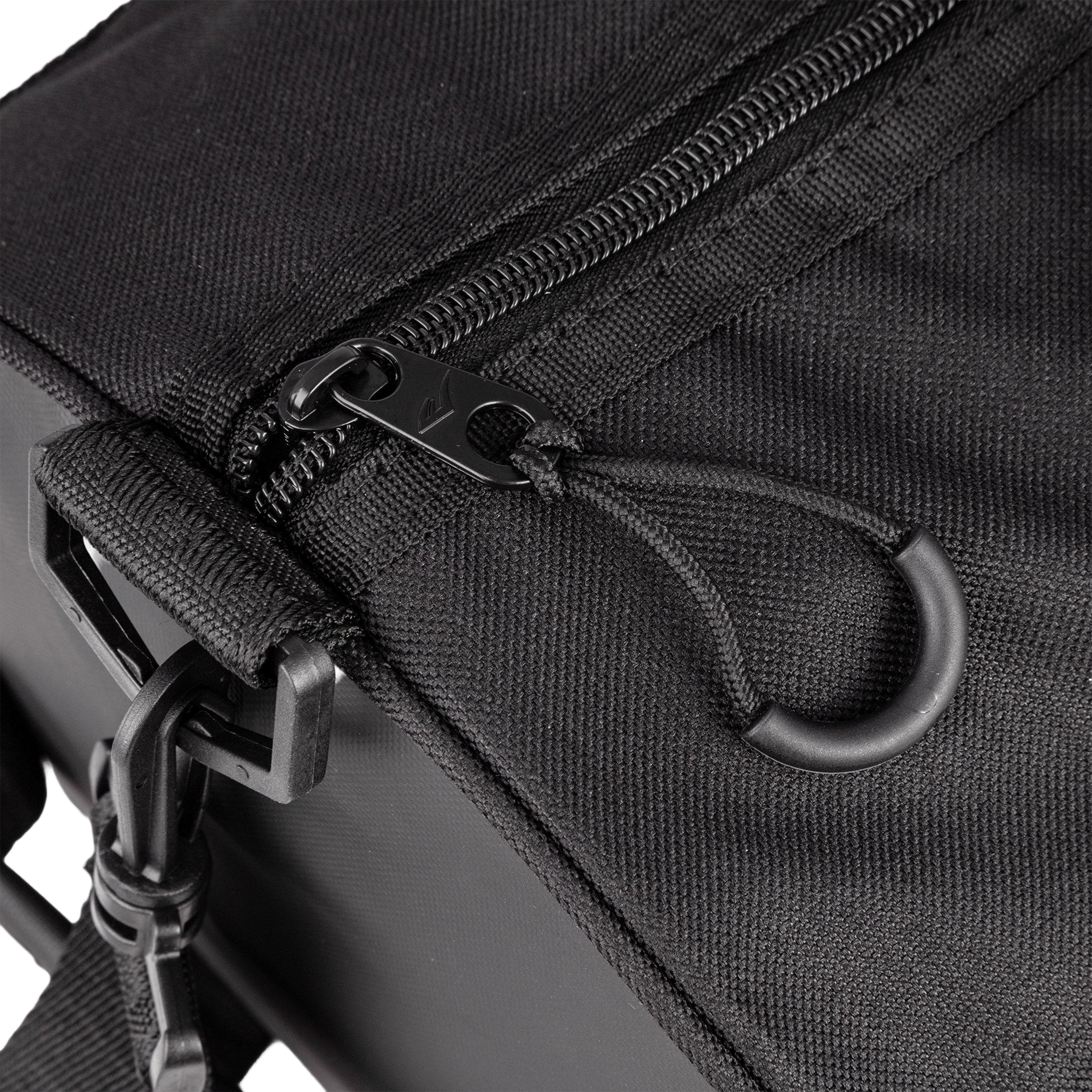 Everlast Barrel (30L) Bag