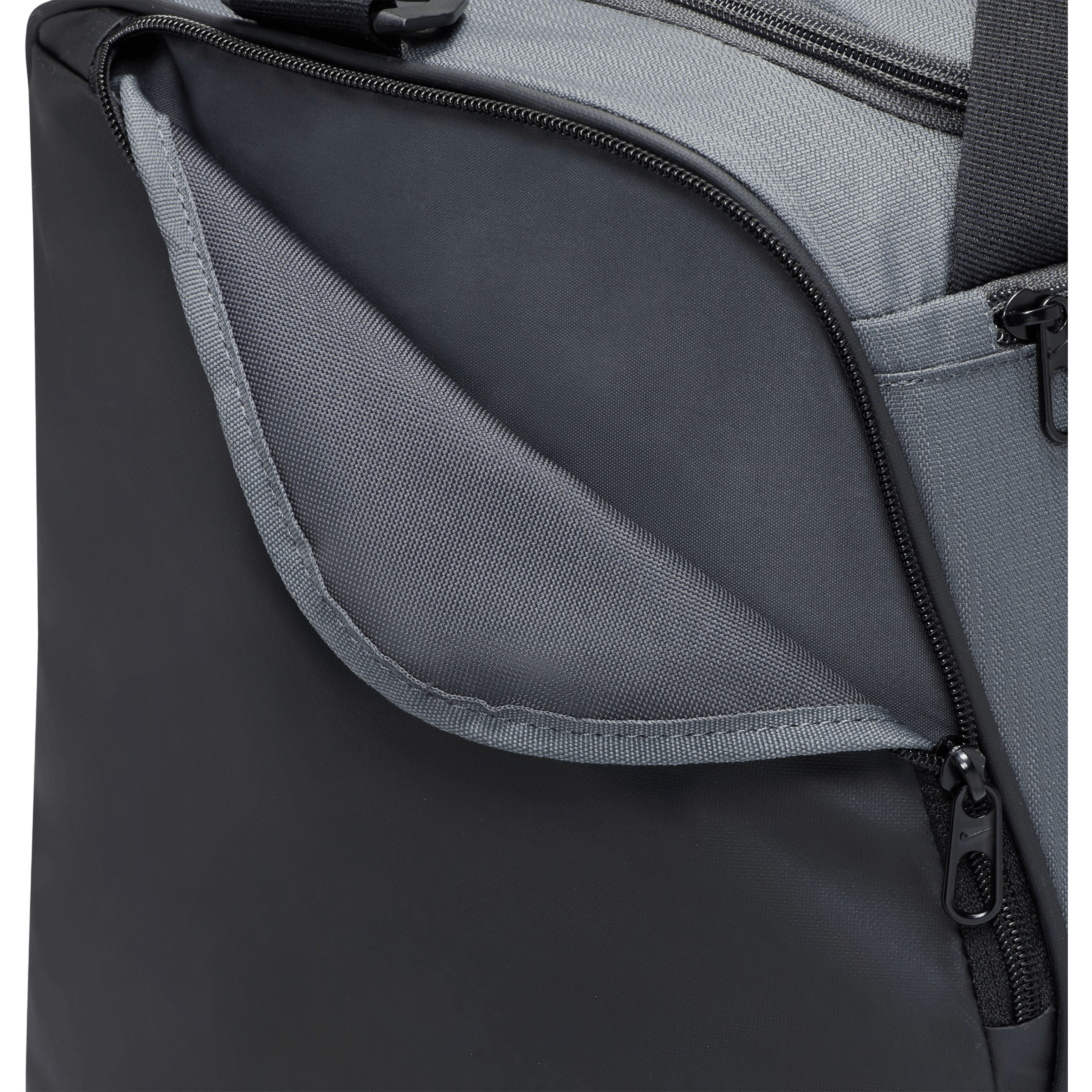 Nike Brasilia 9.5 Duffel (60L) Bag