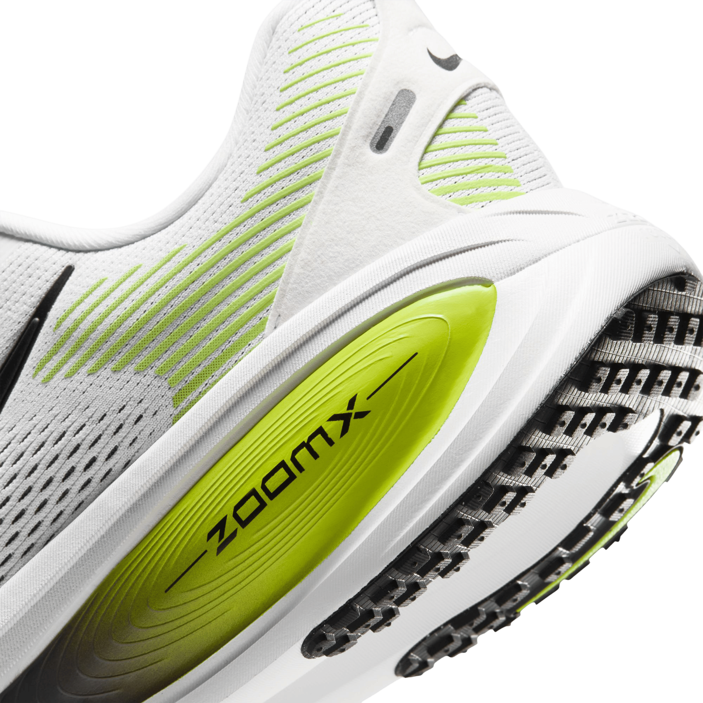 Mens Nike Vomero 18 Running Shoes