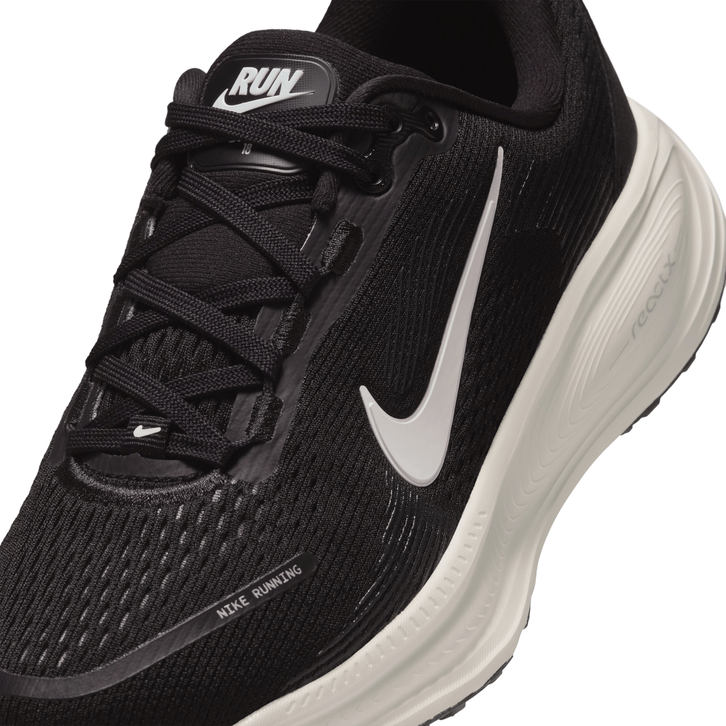 Kids Nike Vomero 18 (Bigger Kids) Road Running Shoes
