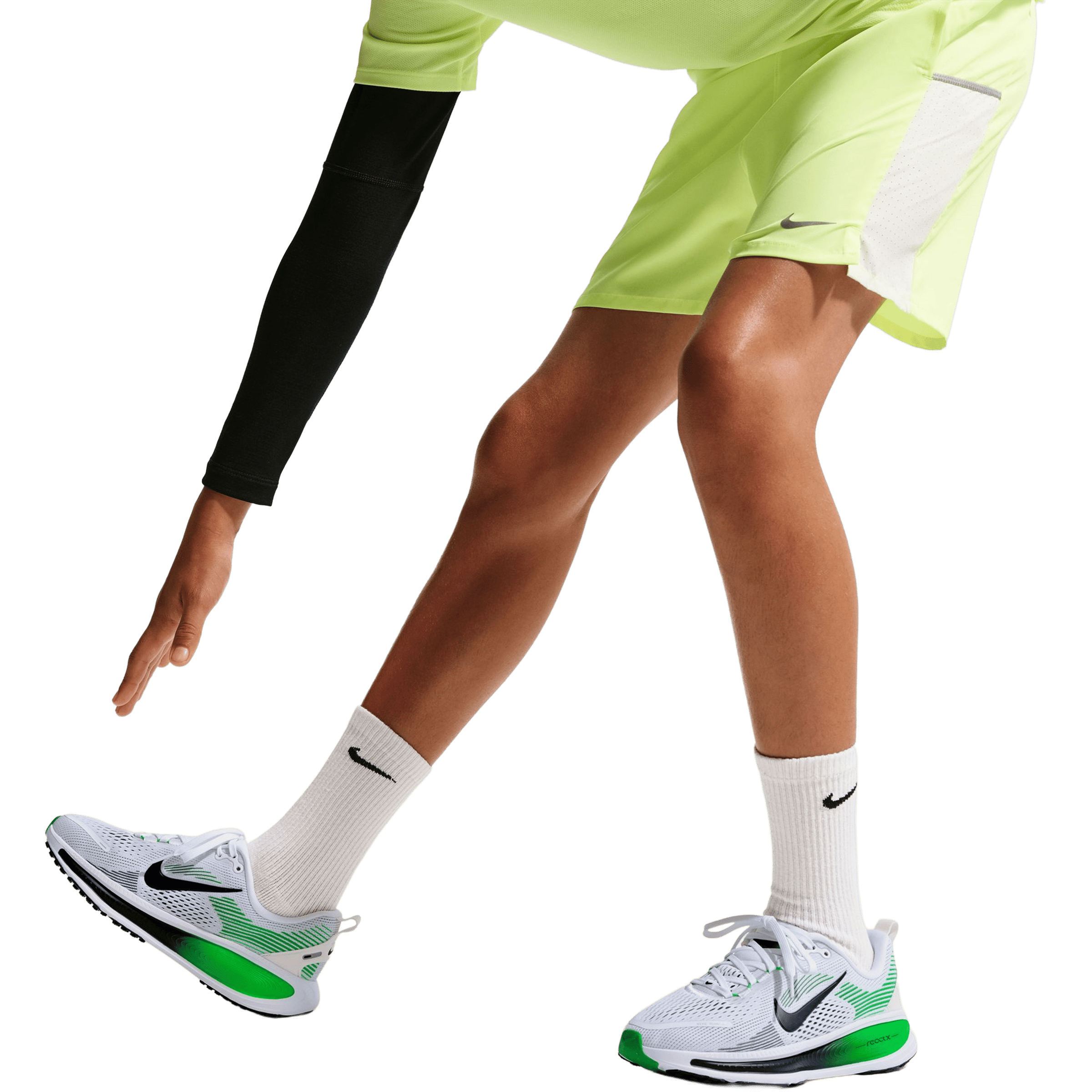 Kids Nike Vomero 18 (Bigger Kids) Road Running Shoes