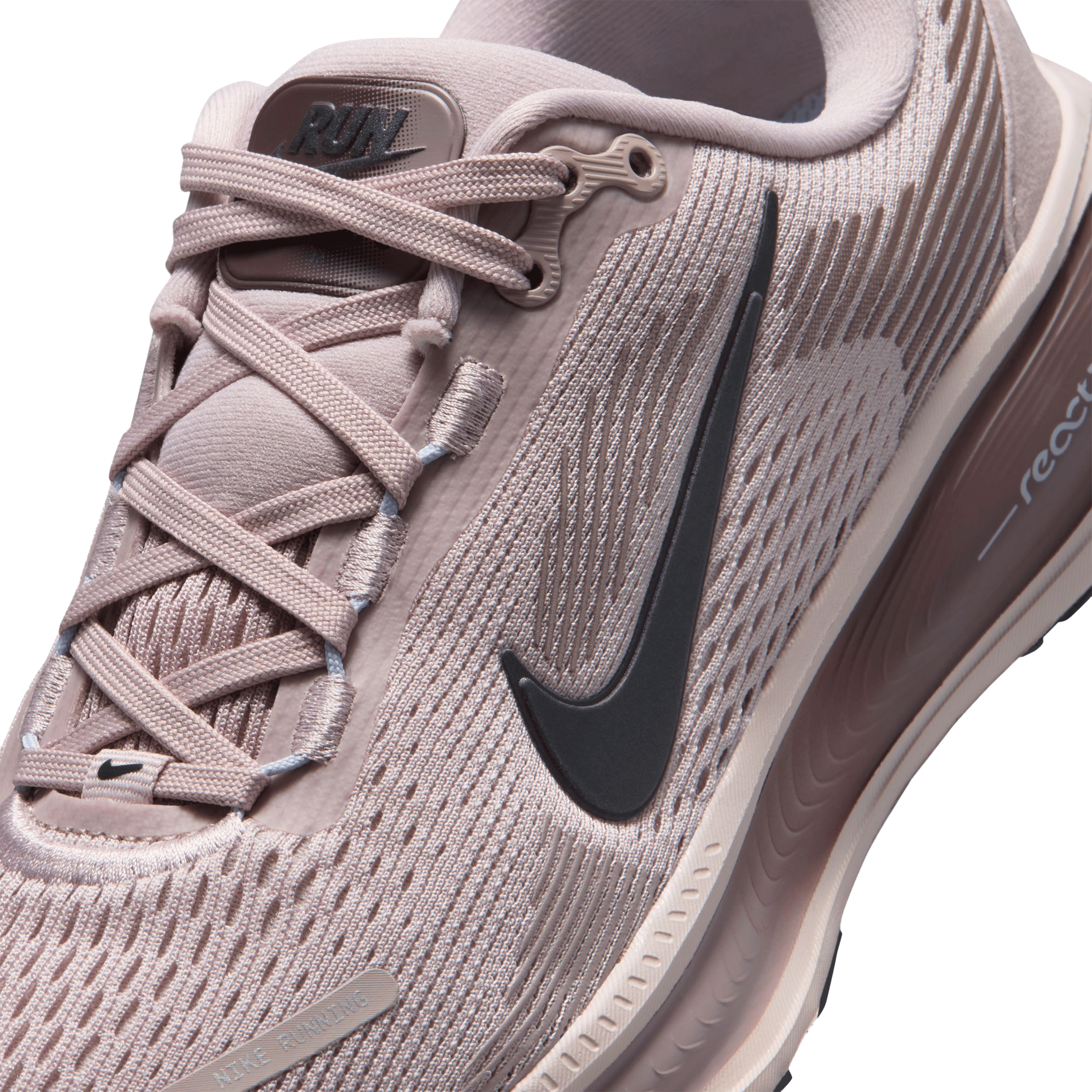 Kids Nike Vomero 18 (Bigger Kids) Running Shoes