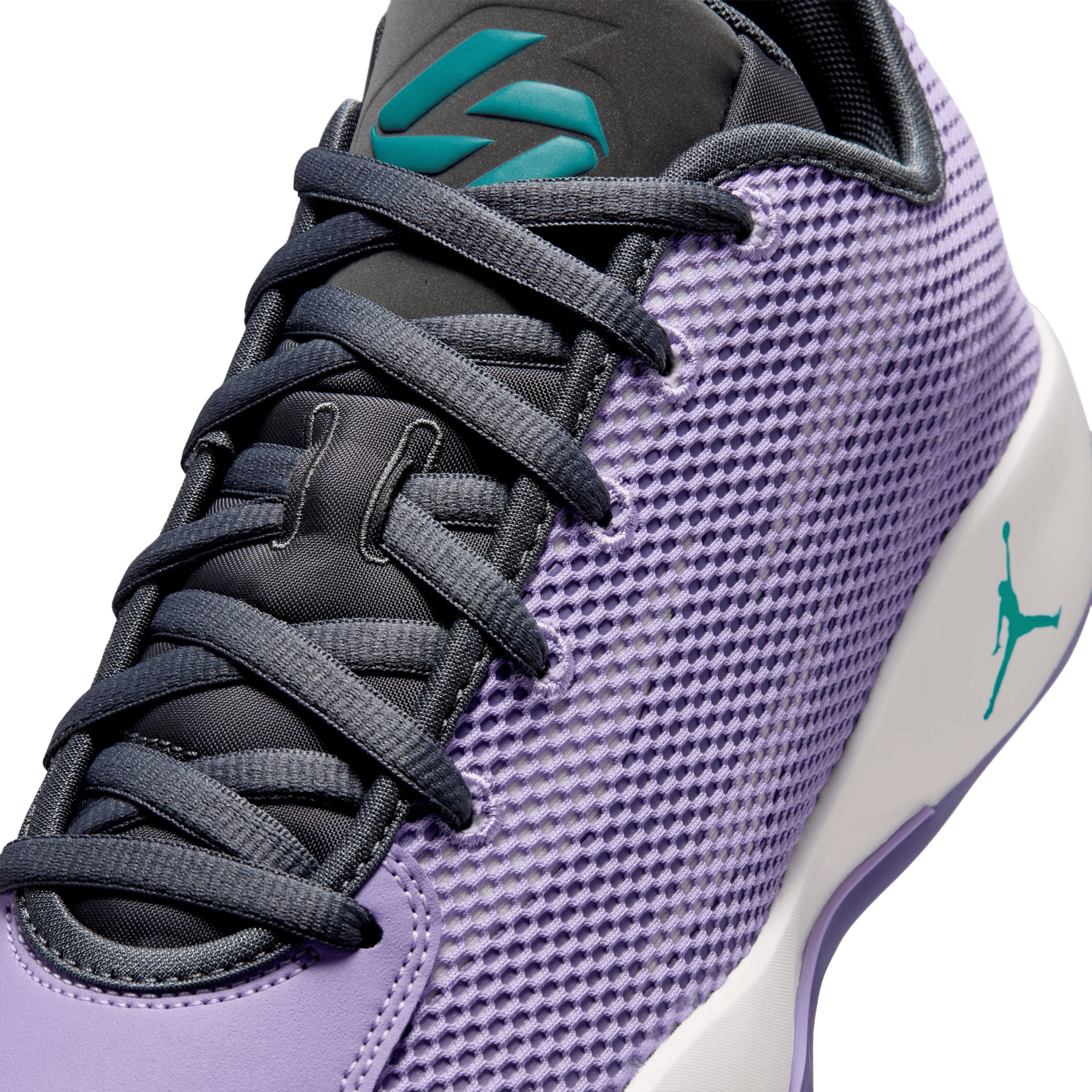 Mens Nike Jordan Luka 77 Basketball Shoes