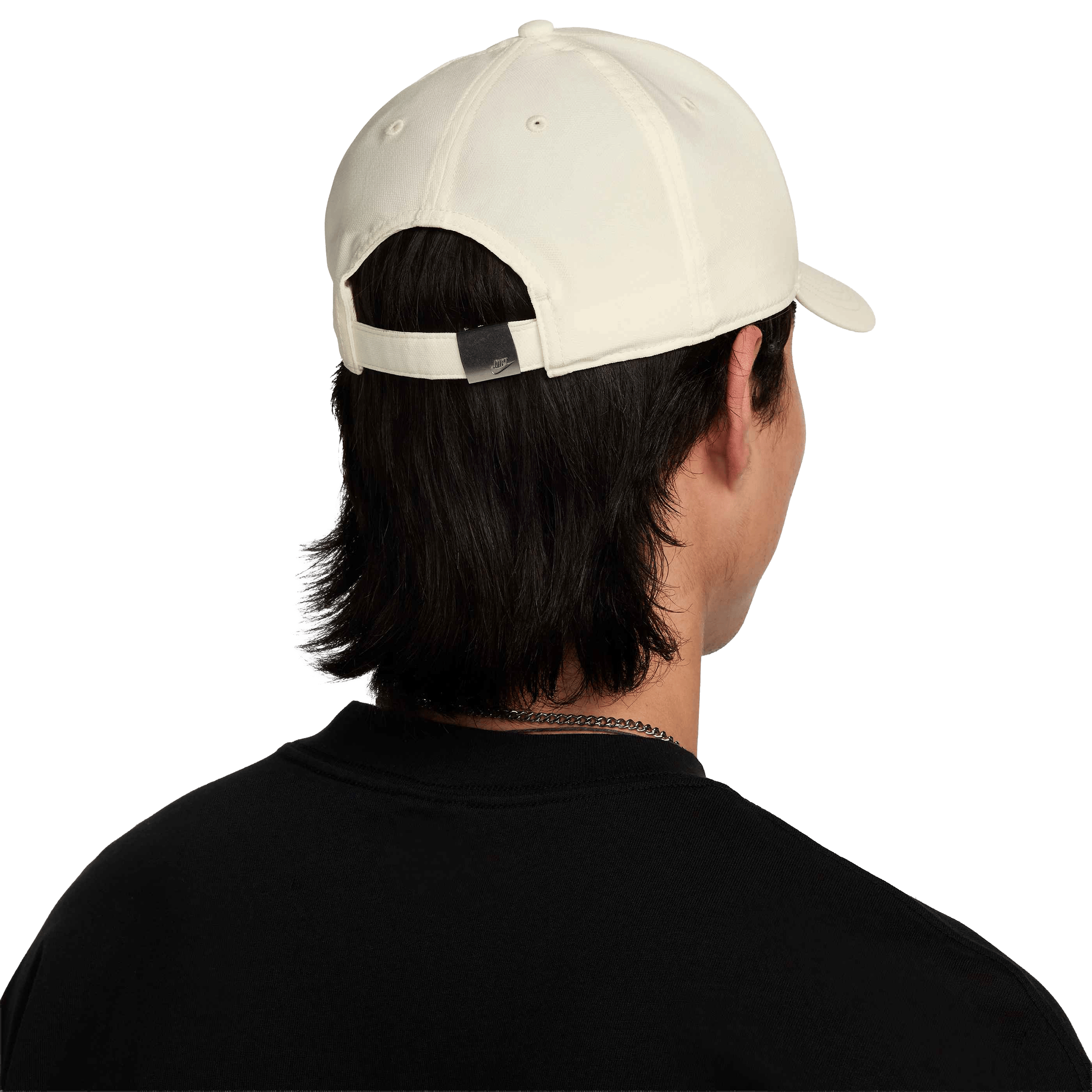 Nike Dri-FIT Club Structured Metal Logo Cap