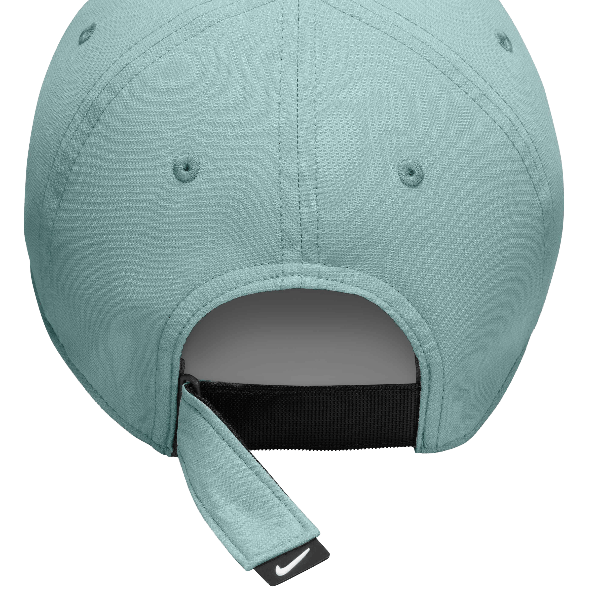 Nike Dri-FIT Club Structured Swoosh Strapback Cap