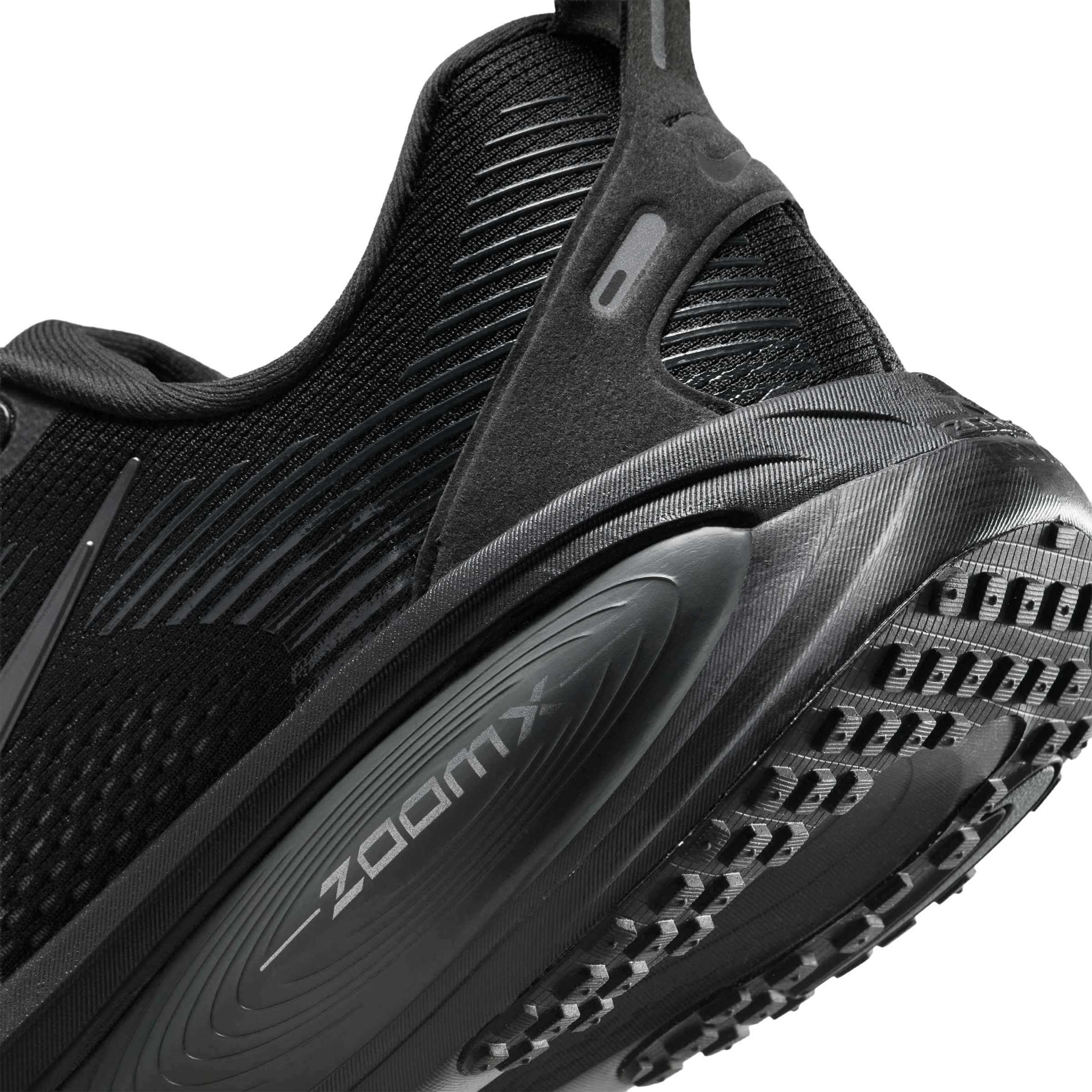 Mens Nike Vomero 18 Running Shoes