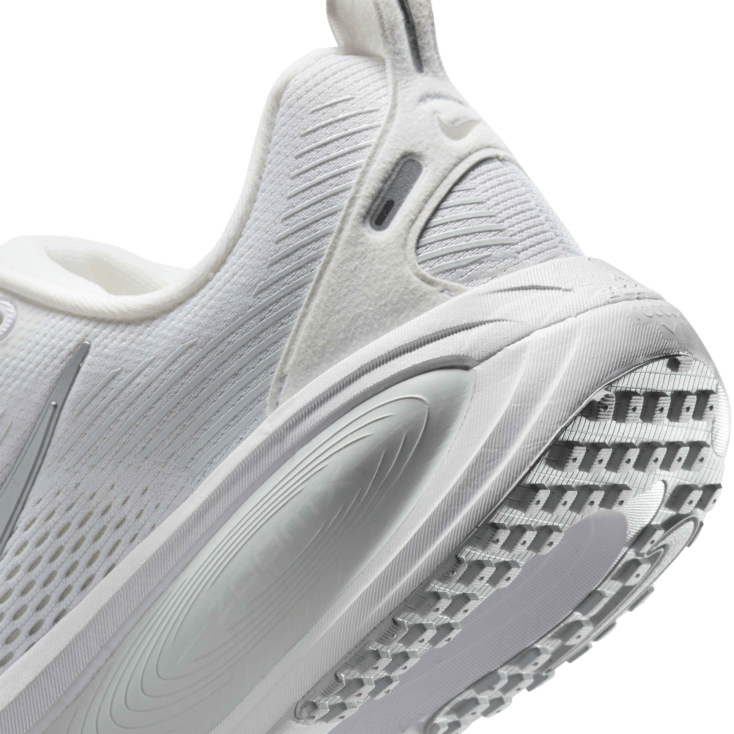 Womens Nike Vomero 18 Running Shoes