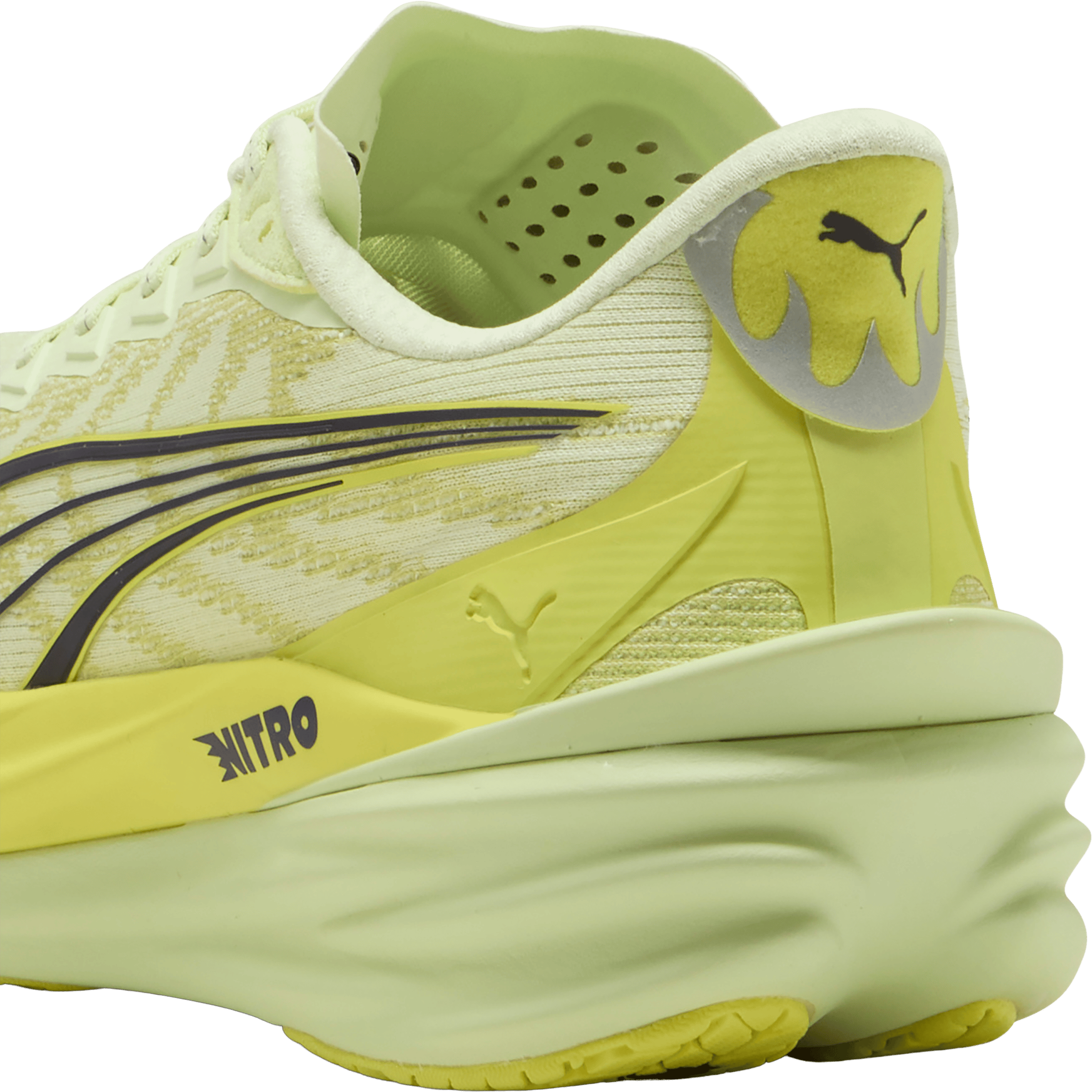 Mens Puma Deviate Nitro 4 Running Shoes