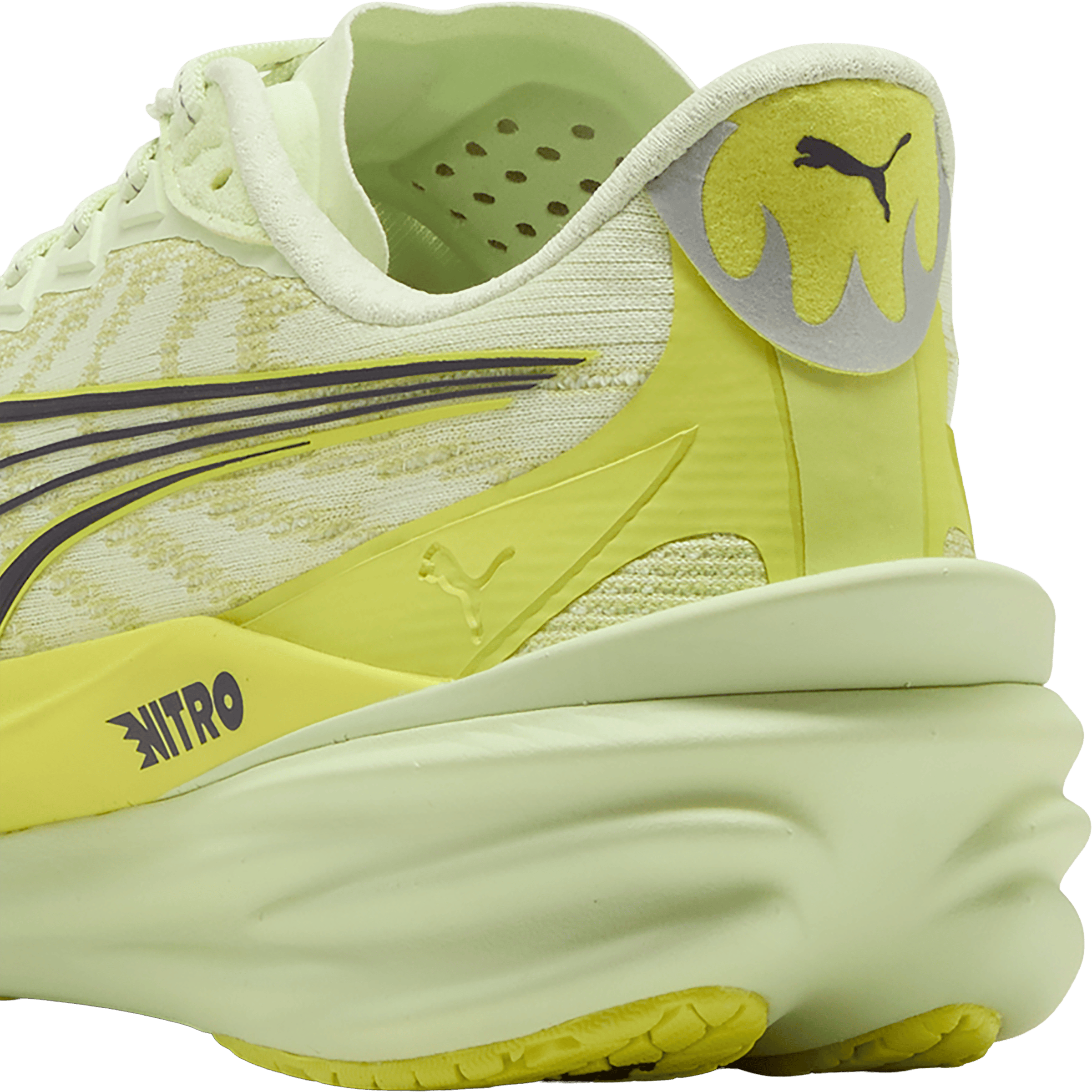 Womens Puma Deviate Nitro 4 Running Shoes