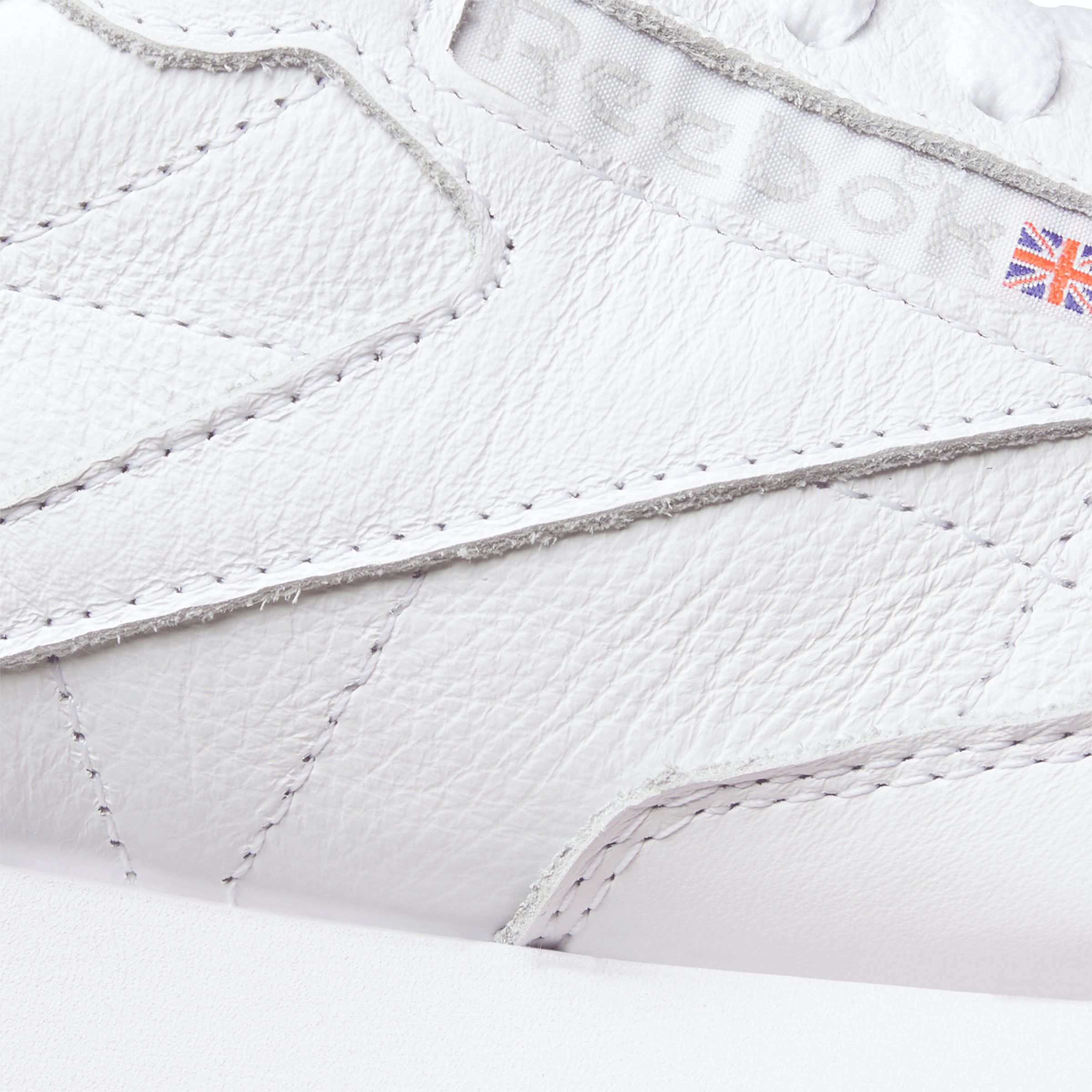Unisex Reebok Classic Leather Shoes