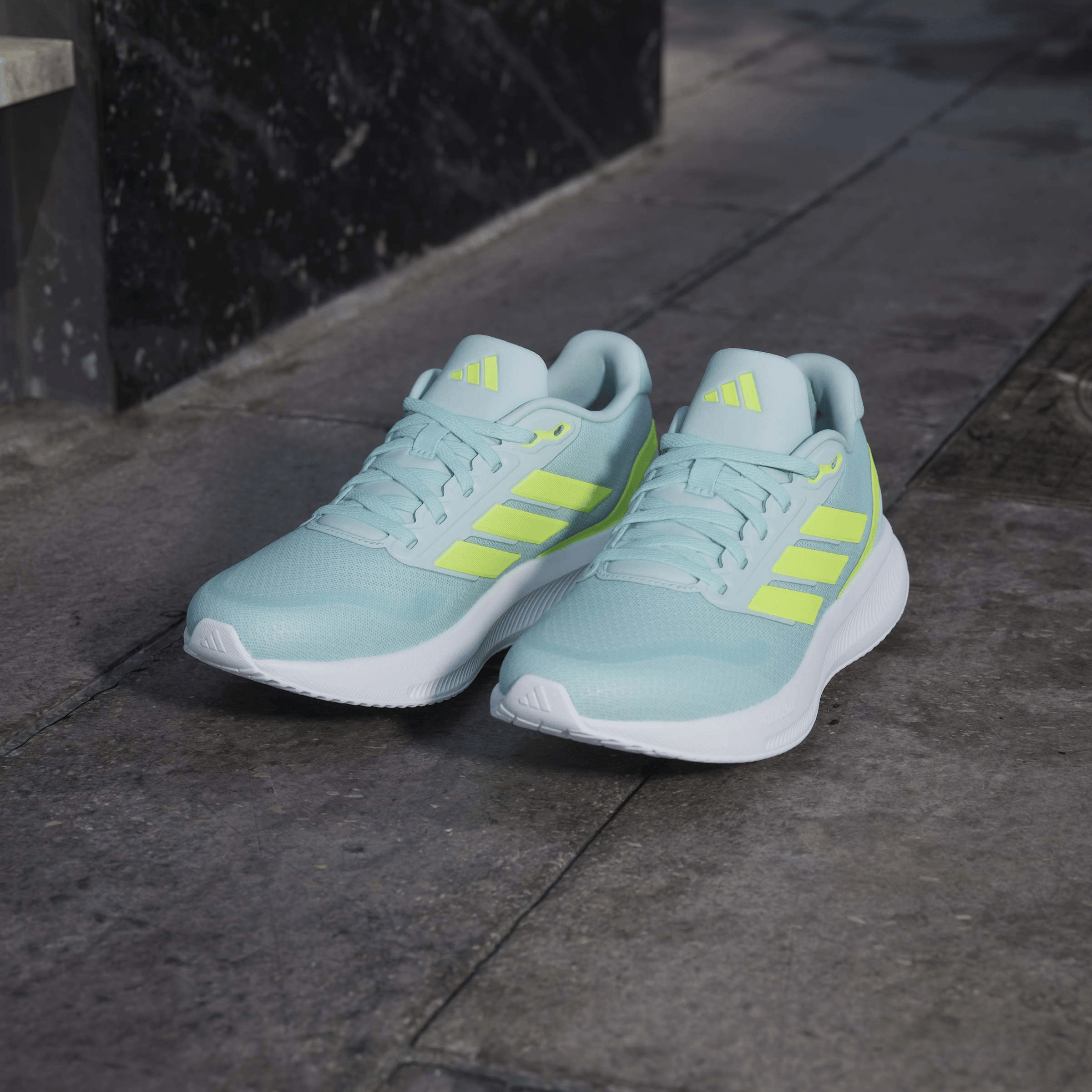 Womens adidas Runfalcon 5 Running Shoes