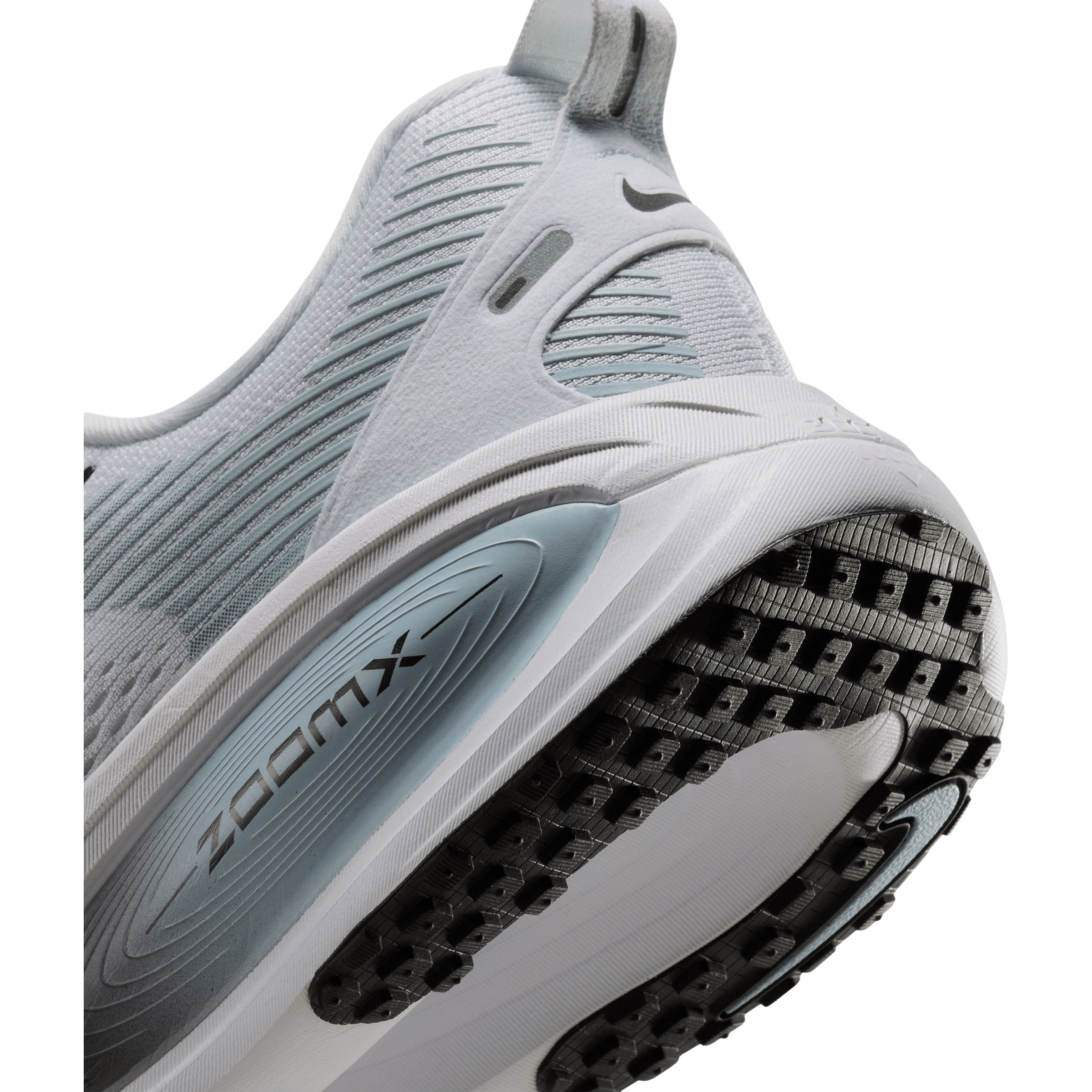 Mens Nike Vomero 18 Running Shoes