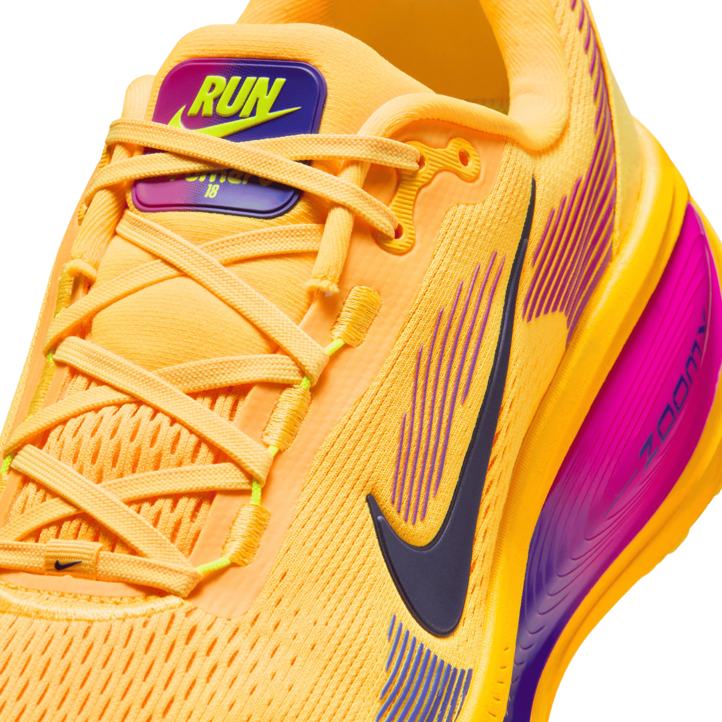 Mens Nike Vomero 18 Running Shoes