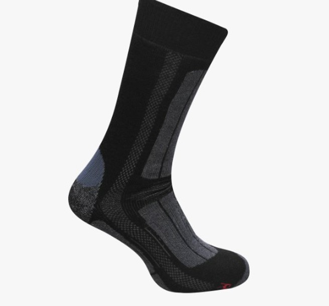 Karrimor Trekking Crew Socks are designed to help keep your feet feeling dry and warm from the first step to the last